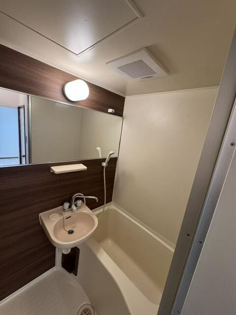 クレストヒルズ船橋の浴室
