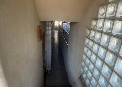 【その他共用部分】 | プレール小田急相模原 | 共用部分は、一棟の建物に住む区分所有者全員が共同で所有するとし、共用部分の管理、補修などは、区分所有者で形成される管理組合が行います。個人の判断で勝手に変更することはできませんので覚えておきましょう。