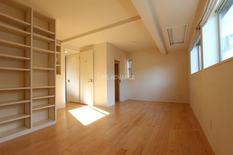 五本木１丁目戸建