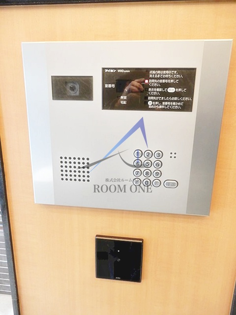 パレステージ上野のセキュリティ|オートロックです。