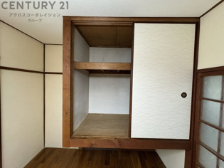 仁川うぐいす台戸建の収納
