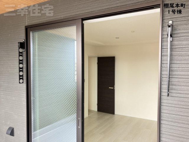 碧南市棚尾本町の設備|バルコニーの物干し設備