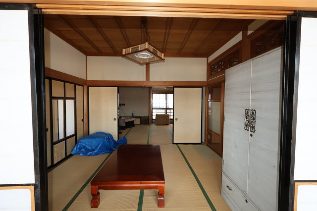 見附市反田町貸家の和室|和室がひろがる居住スペース