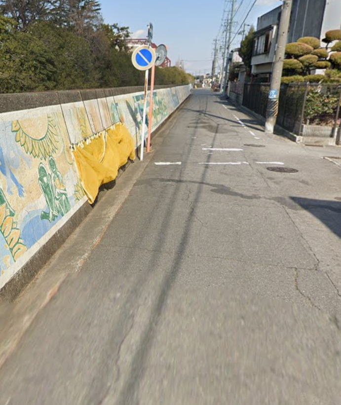 碧南市本郷町の前面道路含む現地写真|西側前面道路