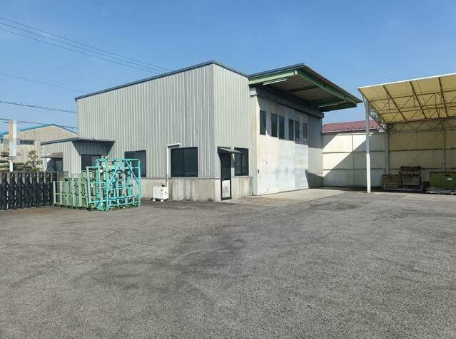 上三ツ木町清口8　倉庫・工場