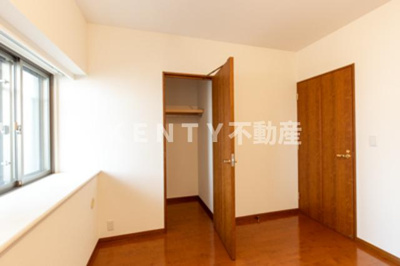 【寝室】 | 品川戸越パーク・ホームズ | 落ち着いた色調の寝室です