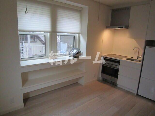 文京区向丘２丁目のアパートの居間・リビング