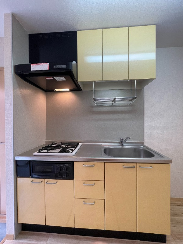 ハウゼ・クラーレのキッチン|ガス2口グリル付き♪