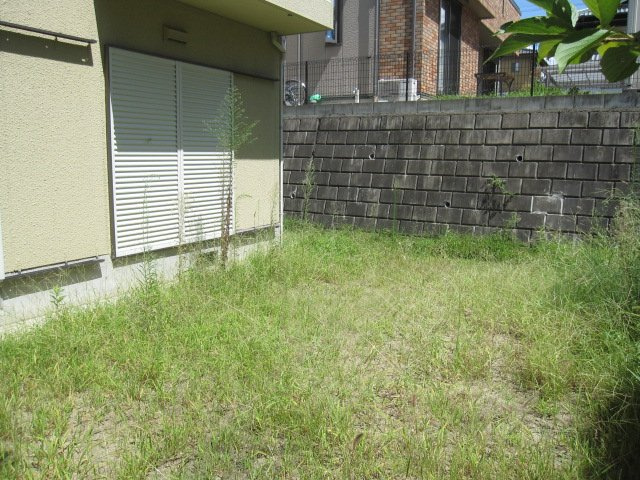 【庭】