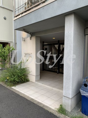 【エントランス】 | ビーカーサ十条仲原