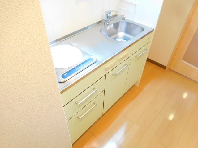高槻市野見町の賃貸マンションのキッチン