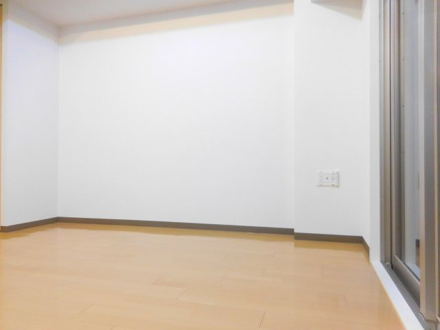 高槻市野見町の賃貸マンションの居間・リビング