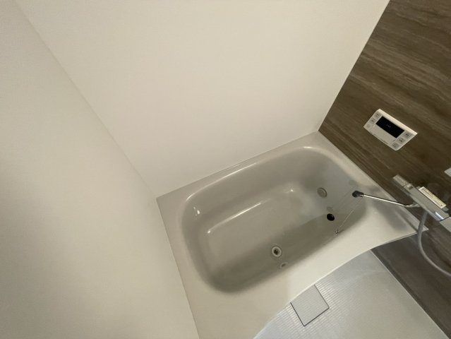 EｰC’estbien灘の浴室