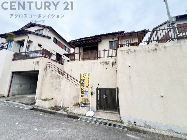 木造２階建て