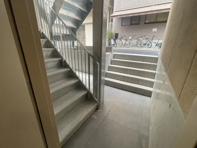 EｰC’estbien灘のバルコニー