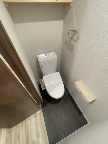 EｰC’estbien灘のトイレ|落ち着いたトイレです