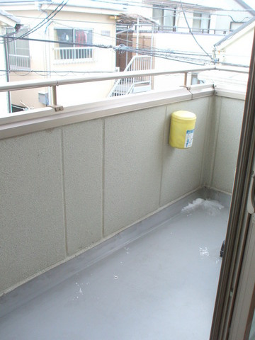 メゾン本町のバルコニー|広々としたバルコニーです
