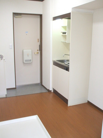 メゾン本町の設備|キッチンスペースとして広く使える間取です