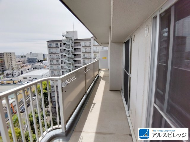 朝日センチュリーみずほ台B棟のバルコニー|南バルコニーで毎日のお洗濯もラクラク快適