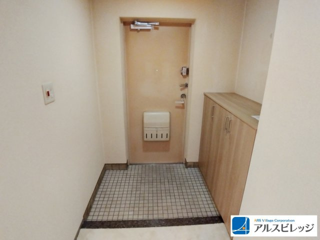 朝日センチュリーみずほ台B棟の玄関|玄関収納あり