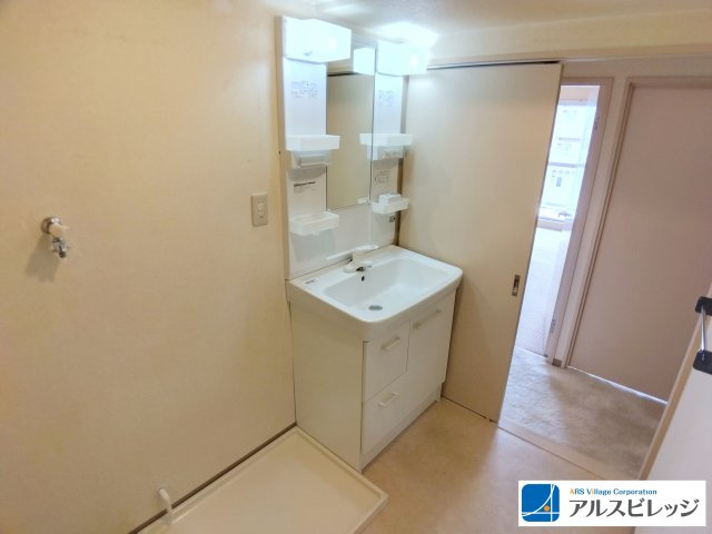 朝日センチュリーみずほ台B棟の独立洗面台|収納力もある化粧洗面台