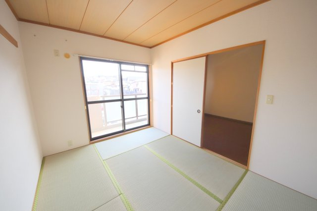 ツインコート帝塚山の和室