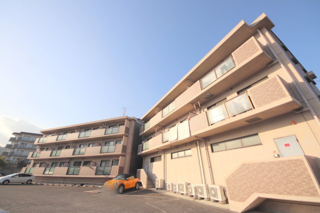 ツインコート帝塚山の外観