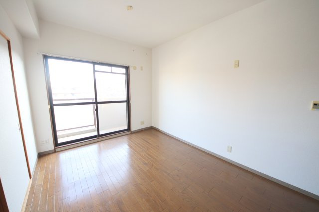 ツインコート帝塚山の居間・リビング