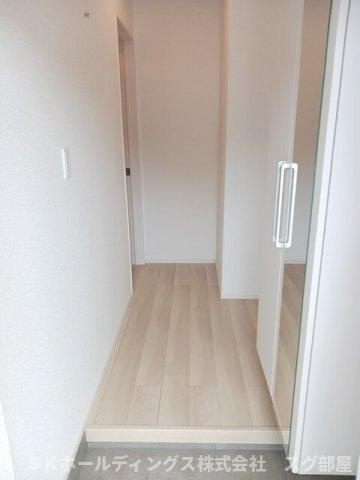 クレール丹波Ⅱの玄関