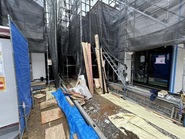多摩市一ノ宮２期の前面道路含む現地写真