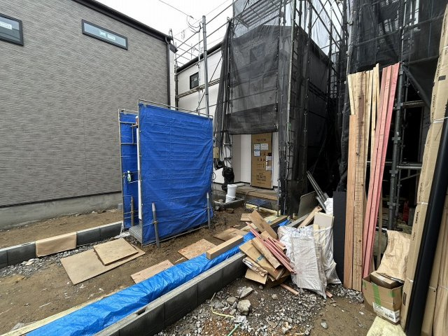 多摩市一ノ宮２期の前面道路含む現地写真