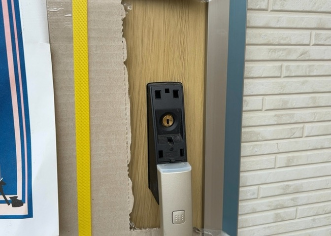 【防犯設備】 | 来訪者を映像でしっかり確認できるＴＶモニタ付インターホンなど、防犯性の高い設備が整っています。建物の構造面でも耐震構造・制震構造が採用されており、ご家族の安全で安心な暮らしをしっかり護ります。