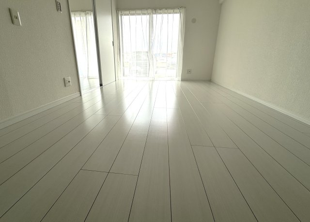 メゾン宿地の内装