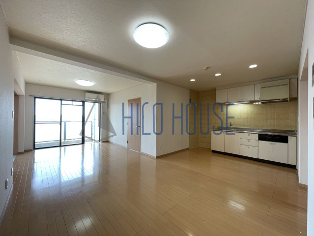 ハイツ南の居間・リビング