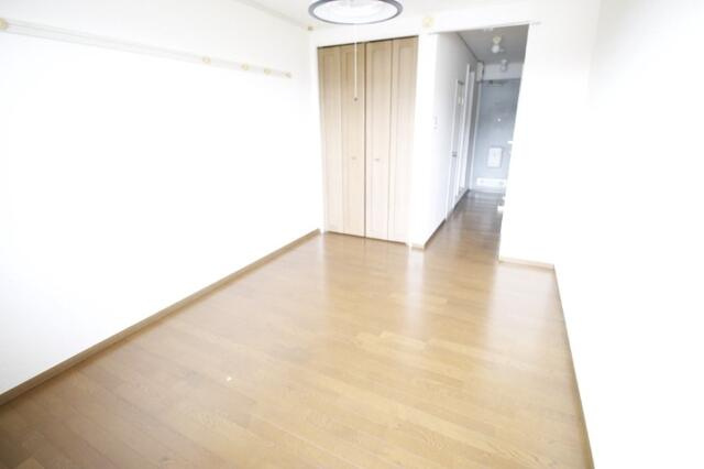 エレガントミヤⅡの寝室|※別号室写真