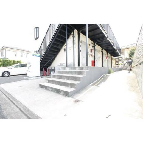 エレガントミヤⅡのエントランス