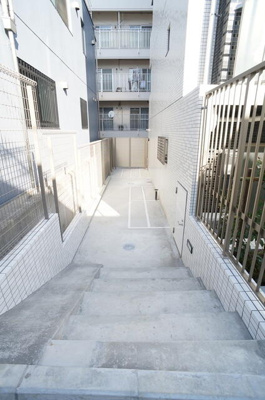 【エントランス】 | グランヴァン横濱反町