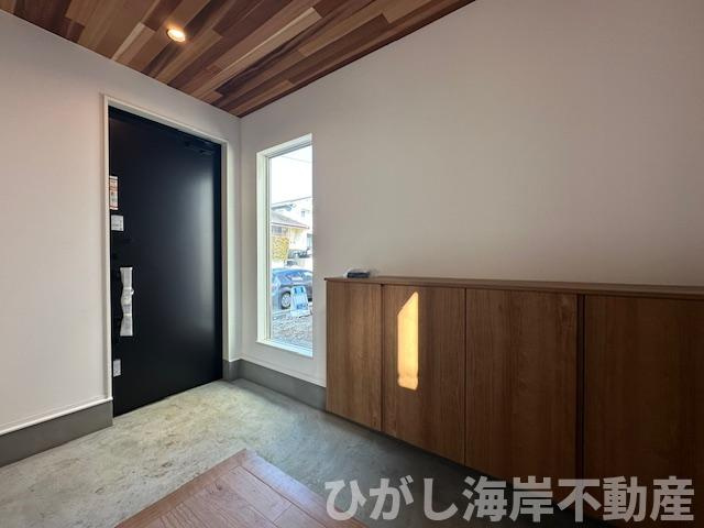 藤沢市片瀬山１丁目　新築戸建　全2棟の玄関|玄関