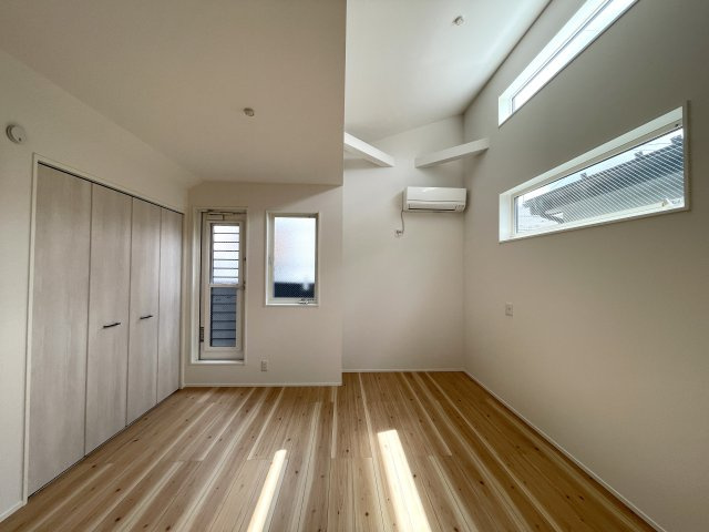 練馬区田柄1丁目　堂々完成　快適コンパクト邸宅の居間・リビング