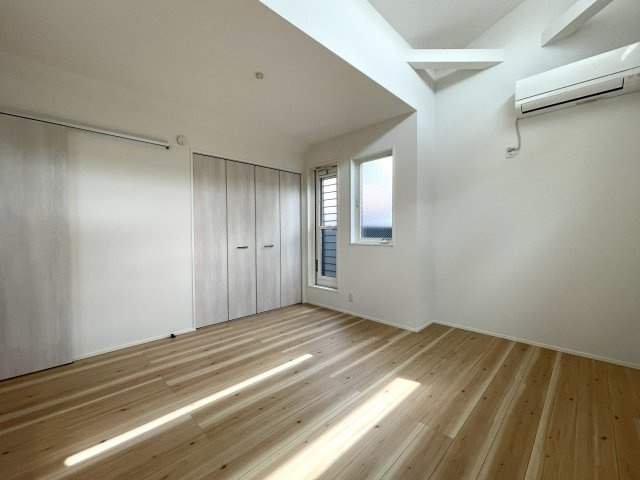 練馬区田柄1丁目　堂々完成　快適コンパクト邸宅の居間・リビング