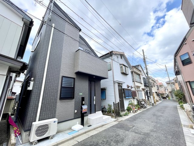 練馬区田柄1丁目　堂々完成　快適コンパクト邸宅の前面道路含む現地写真