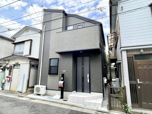 練馬区田柄1丁目　堂々完成　快適コンパクト邸宅の外観