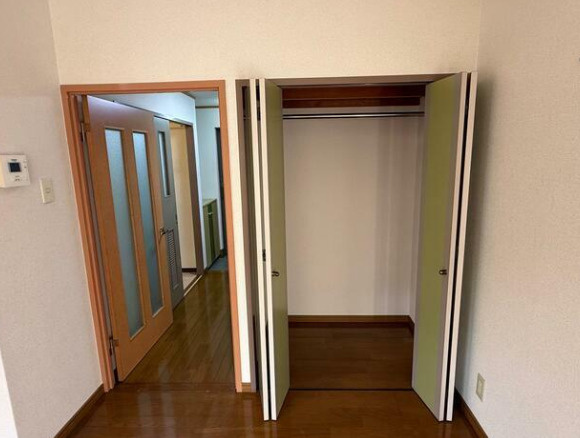 アルファー中島の収納