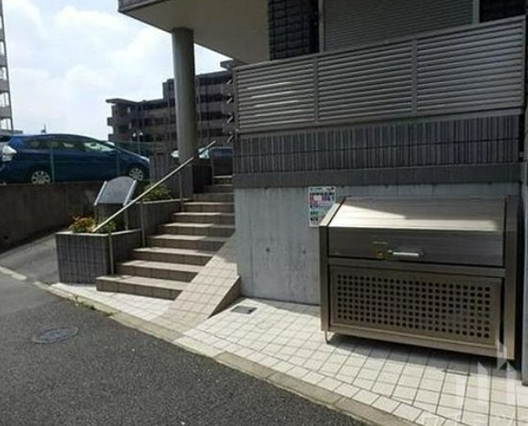 ゴールド中村橋のエントランス