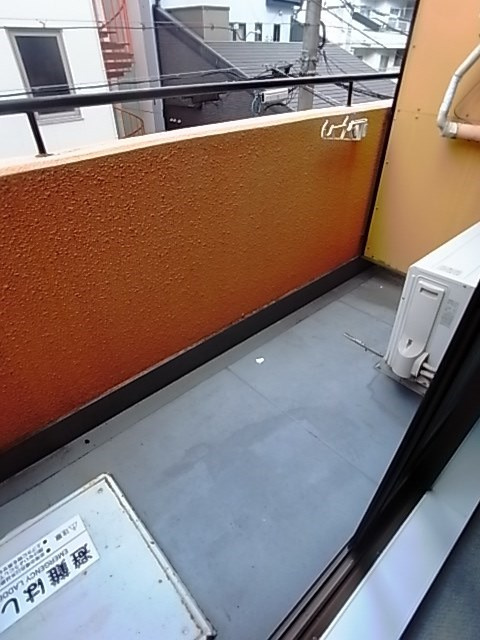 ライオンズマンション神戸花隈のバルコニー