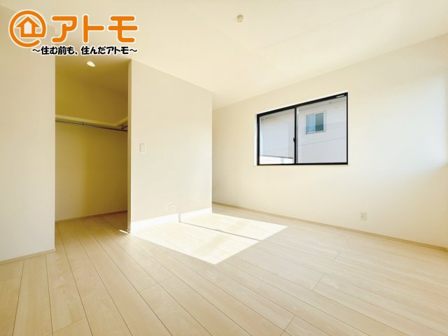 【寝室】 | 駿東郡長泉町竹原1期　新築一戸建て　全1棟 | 毎日すごす部屋の広さや陽当りも気になるポイントですね！現地で体感してみてください♪