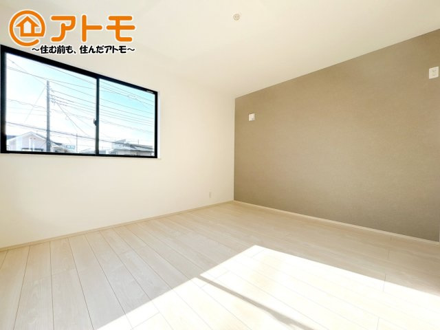 【寝室】 | 駿東郡長泉町竹原1期　新築一戸建て　全1棟 | 各居室に収納がついているので、部屋の中をすっきり見せることができますね！