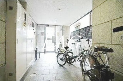 【エントランス】 | レヤーノ新宿 | エントランスです。