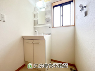 【トイレ】 | KEM小山市羽川1期 | いつも綺麗に清潔に！シャワー付きトイレです♪
