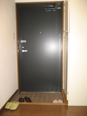 【玄関】 | ミューズ江古田 | ※写真は同タイプのお部屋のものです。